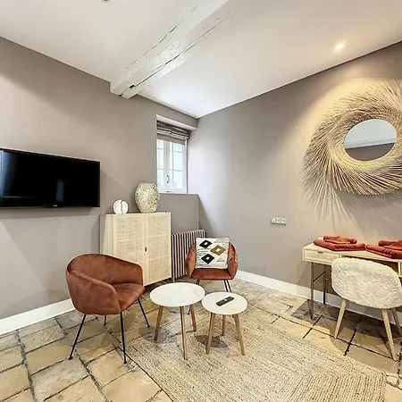 Le Clos Guivet Apartment Troyes